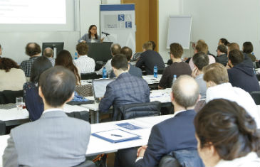 Professor Rosa Lastra speaking at Goethe University Frankfurt