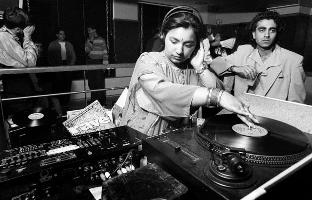 DJ Radical Sister playing at a Bradford nightclub in 1988. Credit: Tim Smith
