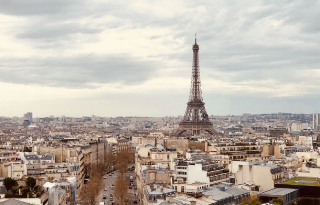 Queen Mary is expanding is LLM offering in Paris