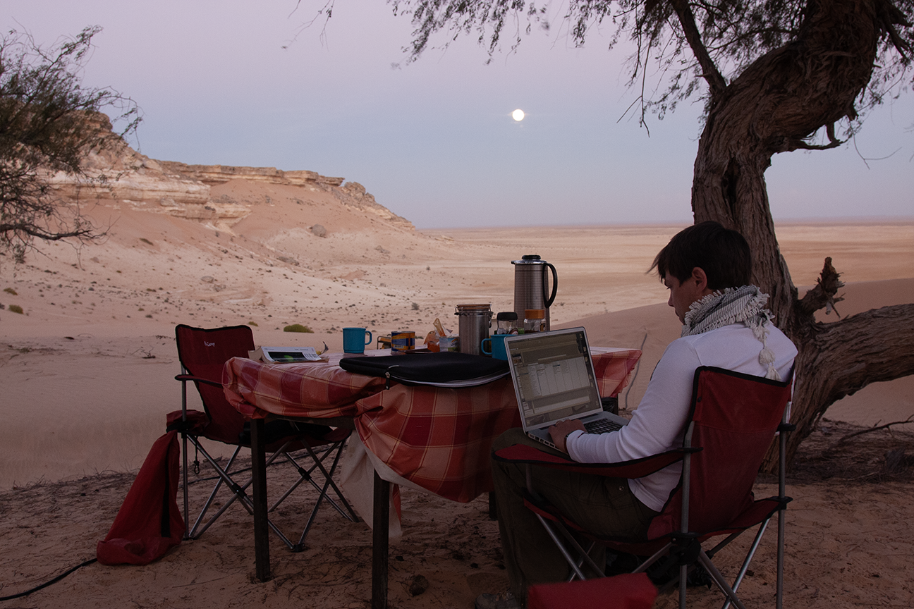 Camping in the desert during a field campaign, Wadi Jarah (2011)