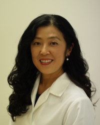 Vania Hiratsuka Dalmedo staff photo