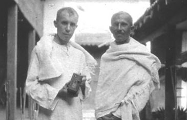 Richard Gregg and Mohandas Gandhi Sabarmati ashram