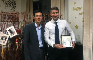 Dr Davor Jancic at an event on a visit in China