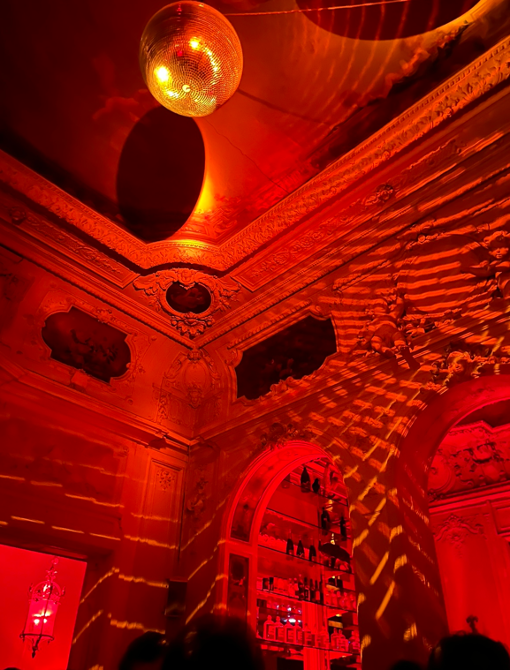 Photo from the nightclub Le Carmen Paris with red lighting inside