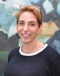Julia Renton profile image