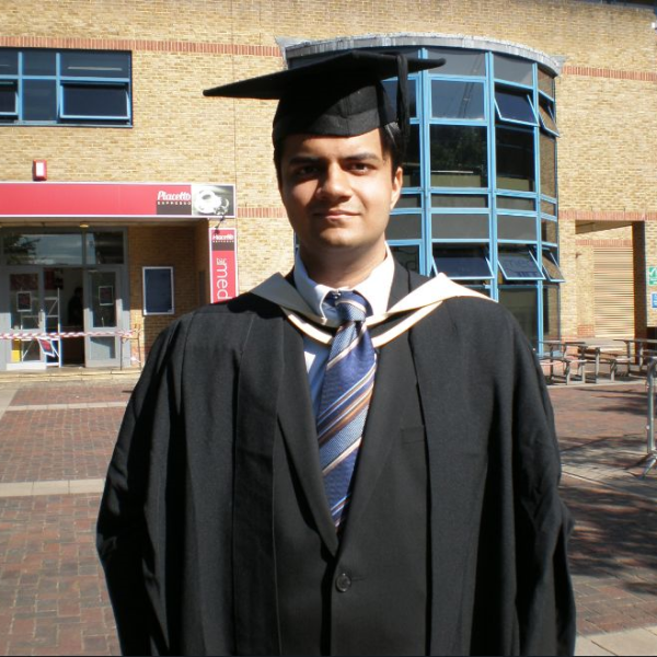 Photo of alumnus, Avenesh Mahtani, at his graduation