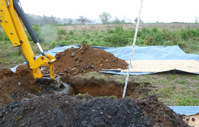 Excavating a trial pit, Leigh Marshes [Credit: James Brand]