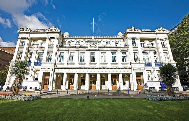 Queen Mary University of London, Top 10 Universities And Colleges In England