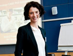 Dr Melania Capasso