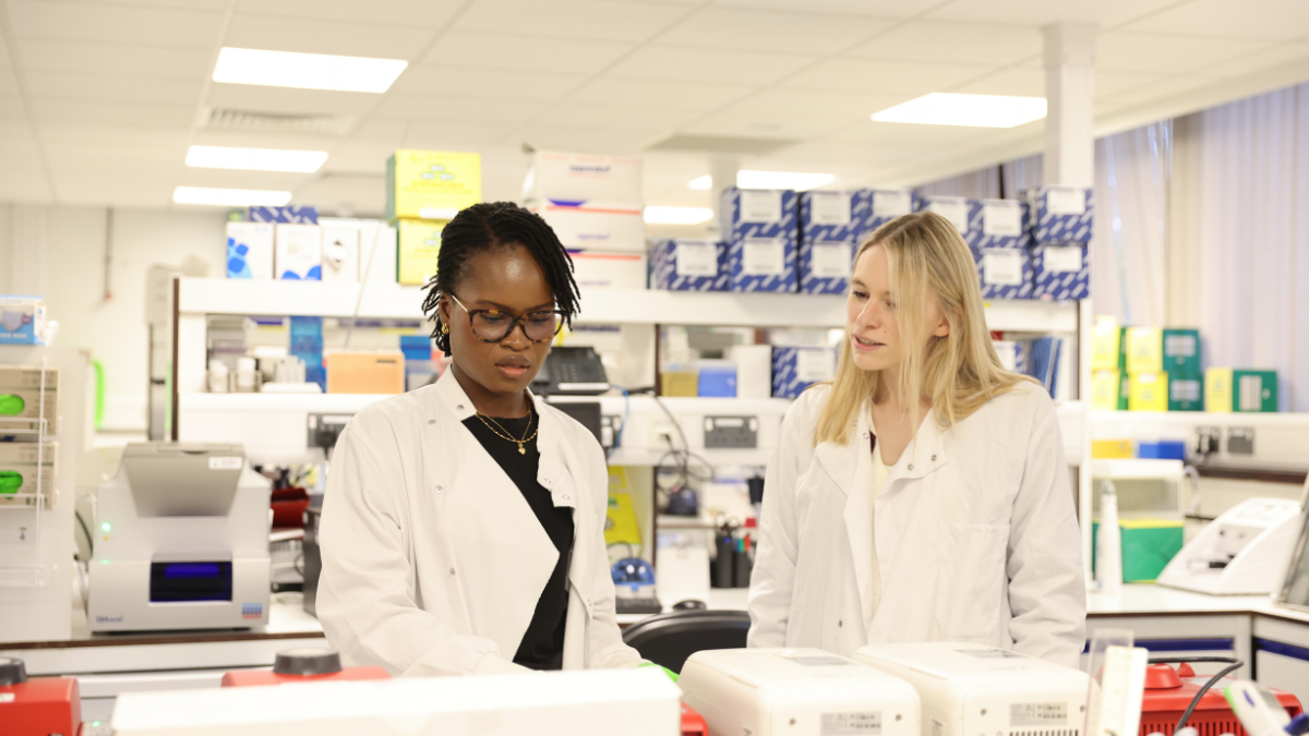 Dr Quaife and Dr Akwa at Wolfson Lab 
