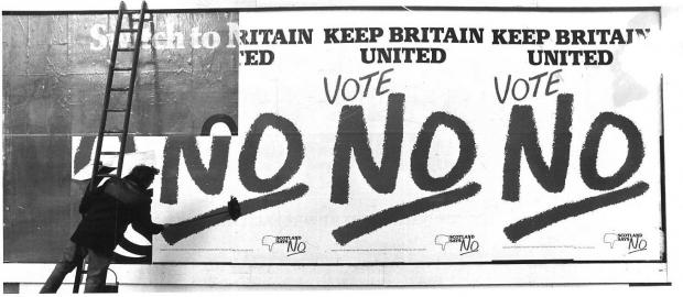 Black and White photo of 'Keep Britain United' billboard