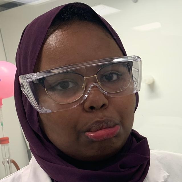 Safia Awil in the lab