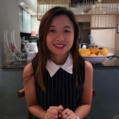 Headshot of alumna, Heidi Cheng