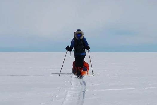 Queen Mary alumna completes a solo expedition across Antarctica 
