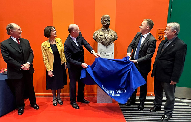 Unveiling of Semmelweis statue
